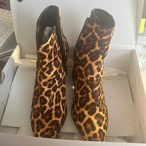 Aldo Fralissi- Size 10